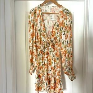 Kivari Everly Tie front dress. Size small. US 6. AUS 10